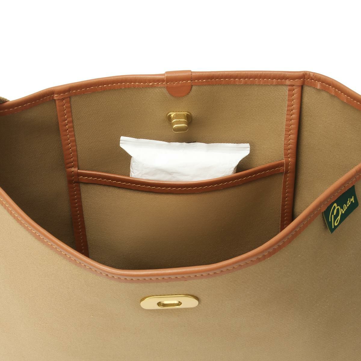 ブレディ LOWCA ショルダーバッグ Brady lowca