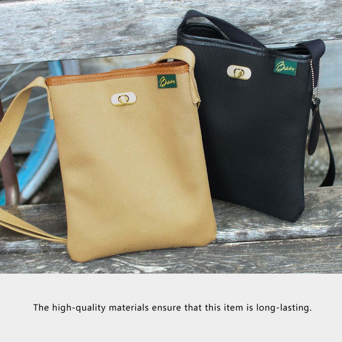 ブレディ LOWCA ショルダーバッグ Brady lowca-medium