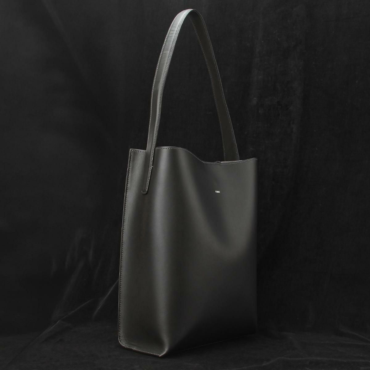 ファーロ Calma ショルダーバッグ FARO cal-shoulder-m