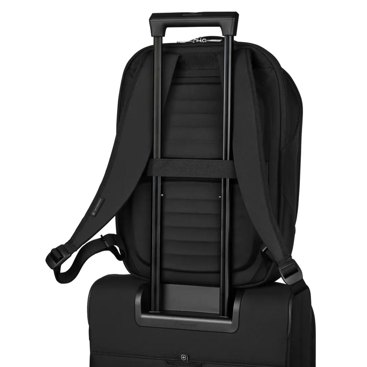 ビクトリノックス CROSSLIGHT リュック Victorinox city-daypack