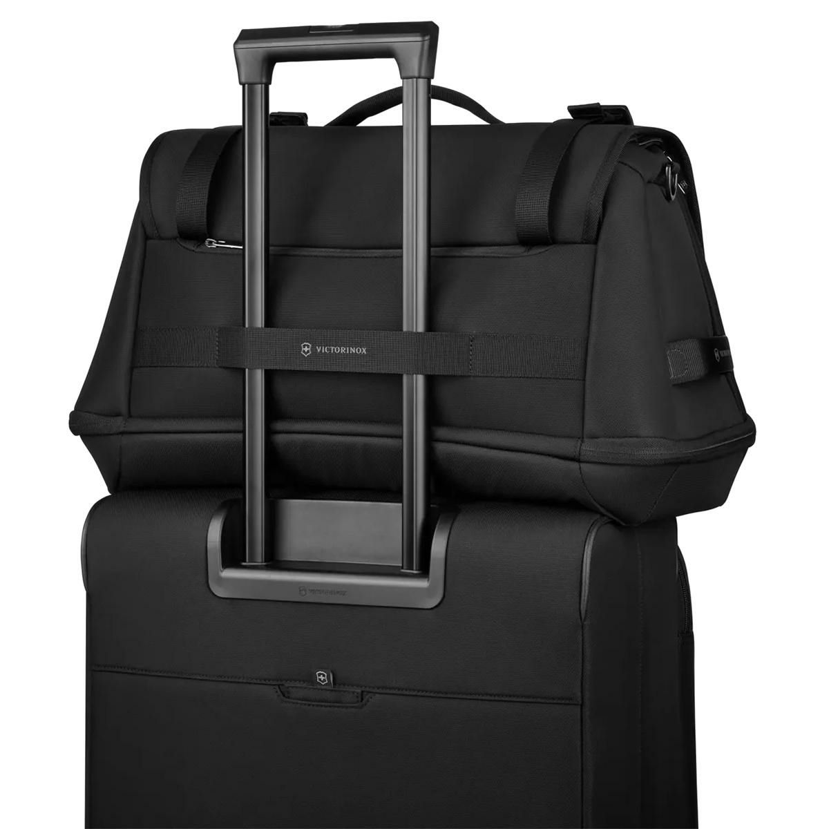 ビクトリノックス CROSSLIGHT ボストンバッグ Victorinox duffel-37l