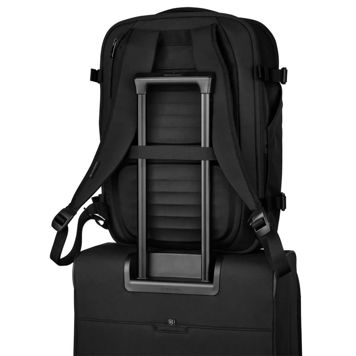 ビクトリノックス CROSSLIGHT リュック Victorinox expandable-bp