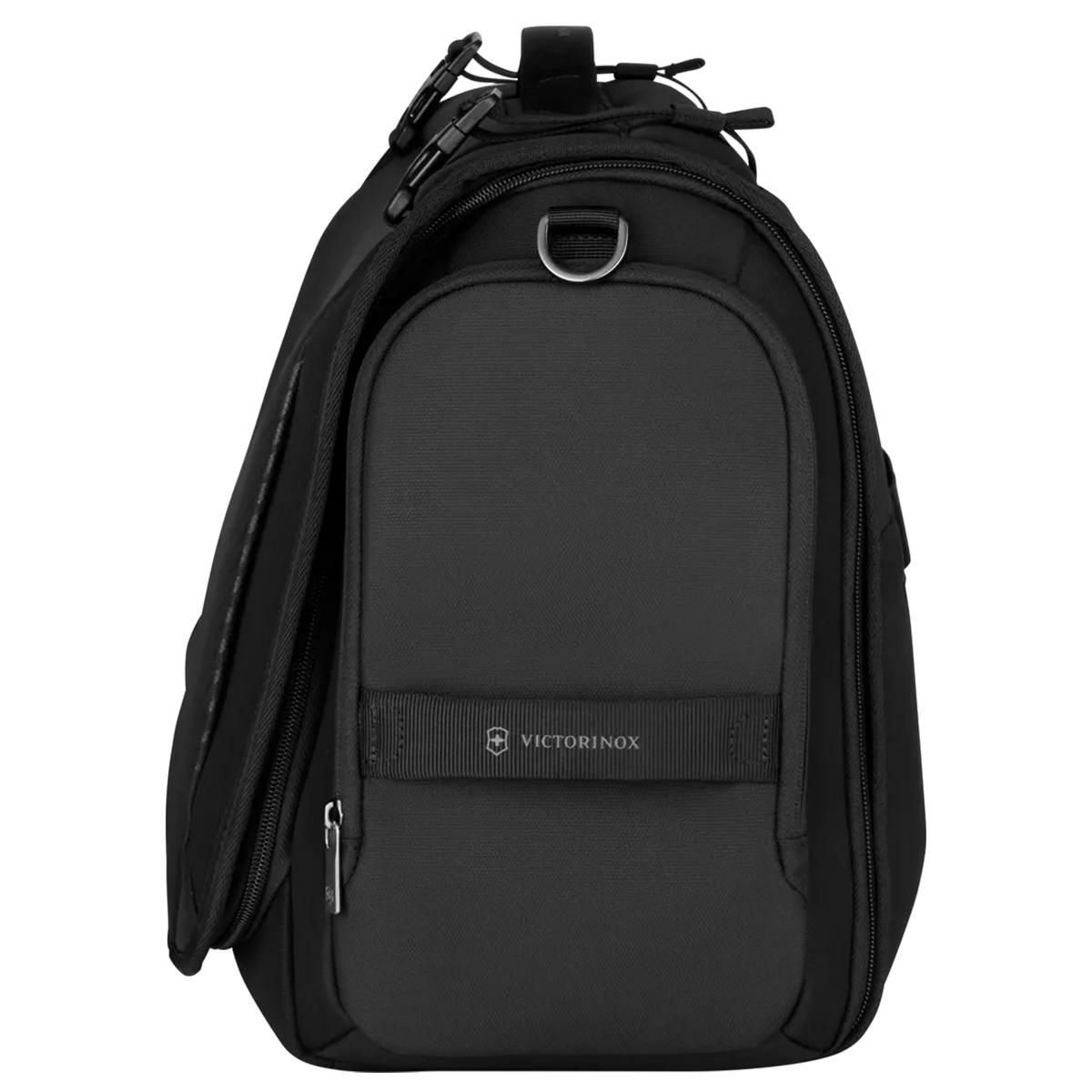 ビクトリノックス CROSSLIGHT ガーメントバッグ Victorinox garment-bag