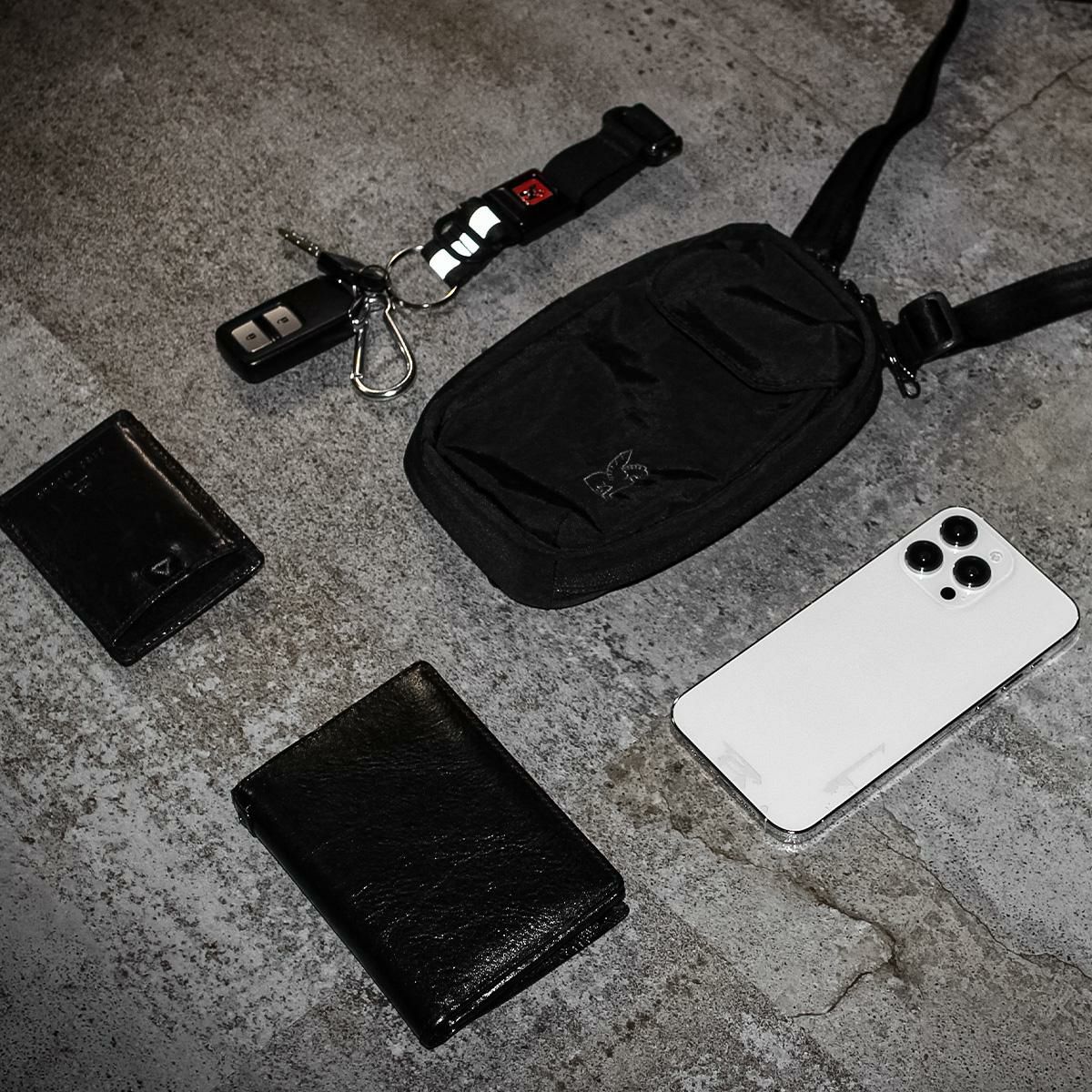 CHROME INDUSTRIES LOGAN POUCH ショルダーバッグ  bg389