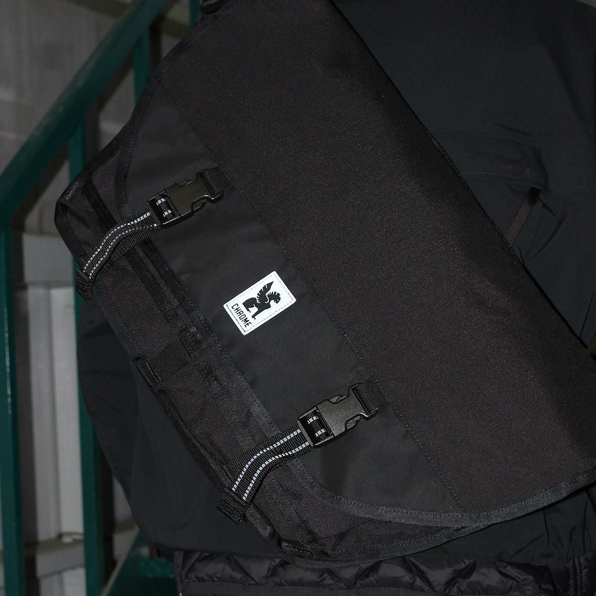 CHROME INDUSTRIES CTZ 24L MESSENGER メッセンジャーバッグ  bg380