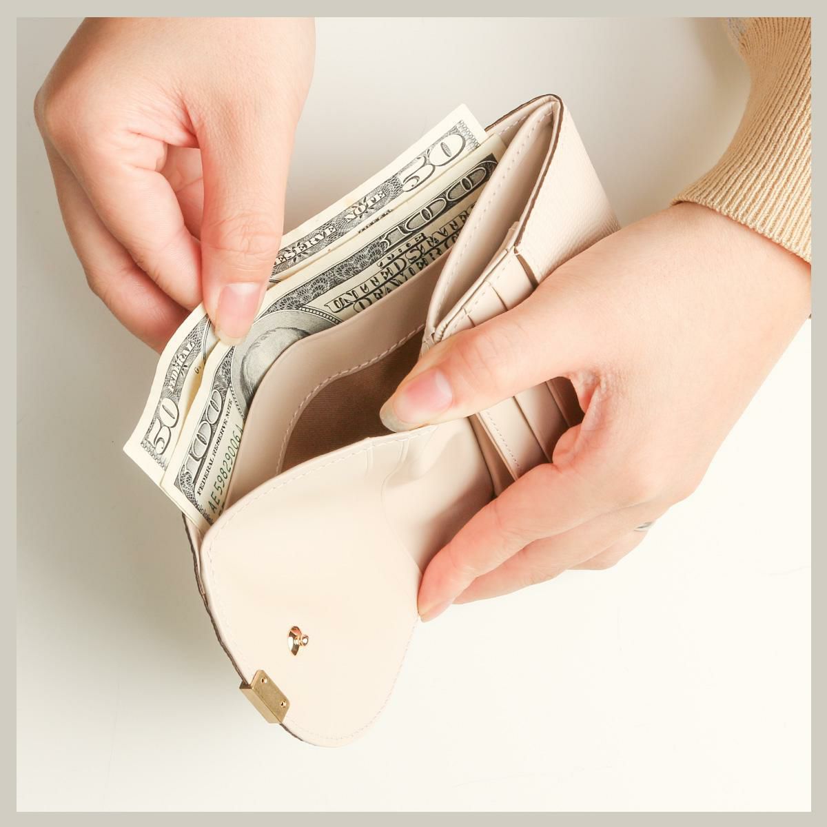 エアリスト AIR LUNA 二つ折り財布  air-24653