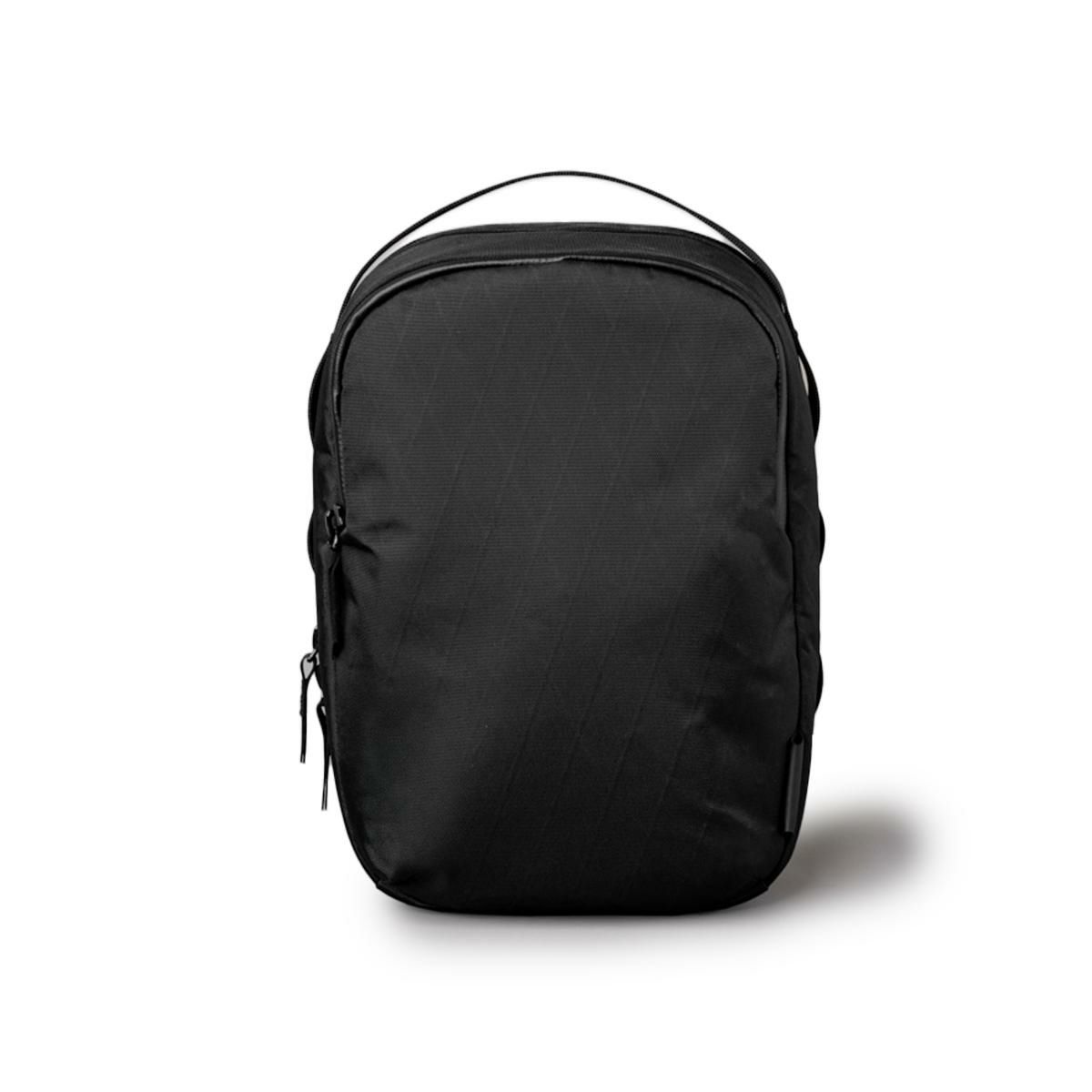アルパカ  ショルダーバッグ ALPAKA metro-sling-max