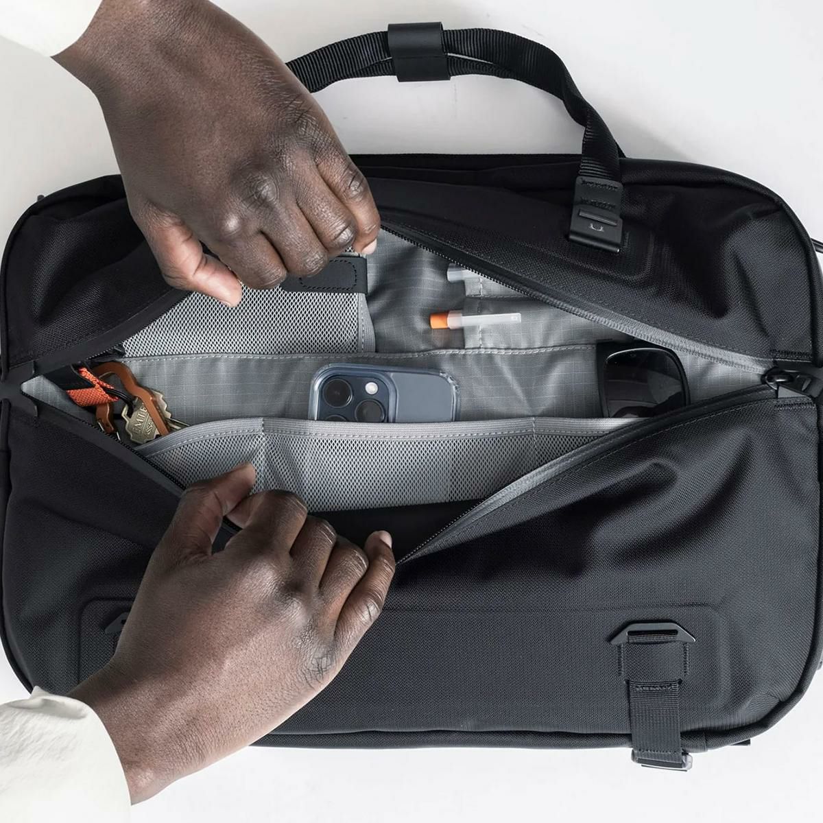 ブラックエンバー KOMPAK EMBER TEX ブリーフケース BLACK EMBER be-7225004