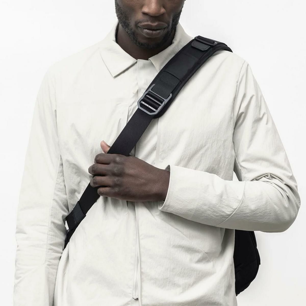 ブラックエンバー KOMPAK EMBER TEX ブリーフケース BLACK EMBER be-7225004