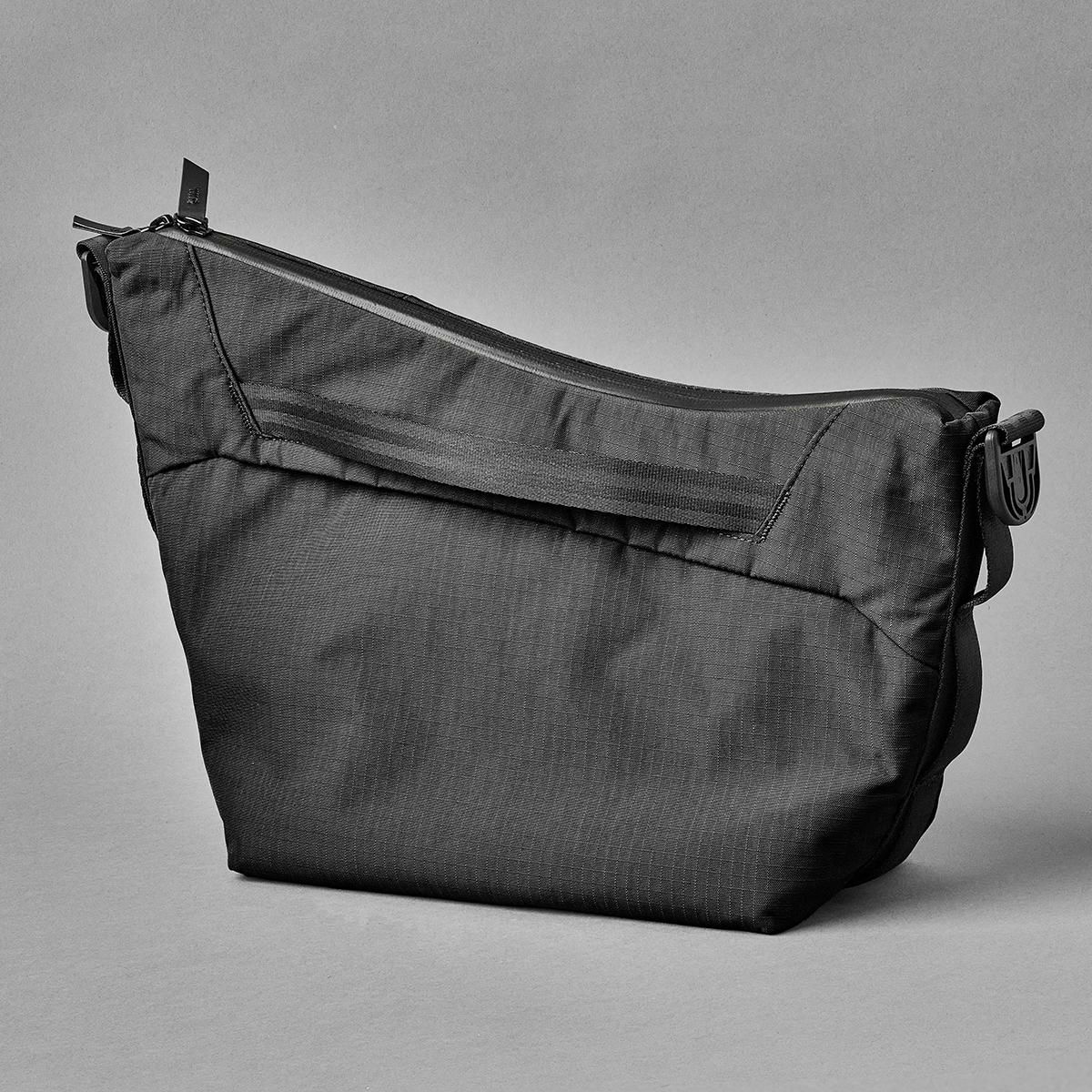 アルパカ スリングアンドショルダー ショルダーバッグ ALPAKA 4185