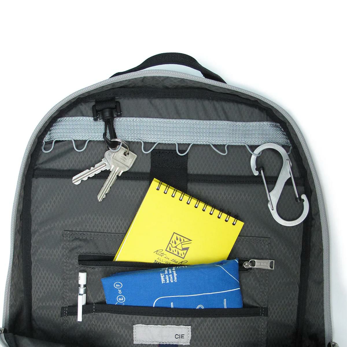 シー ウェザー リュック CIE WEATHER 071950