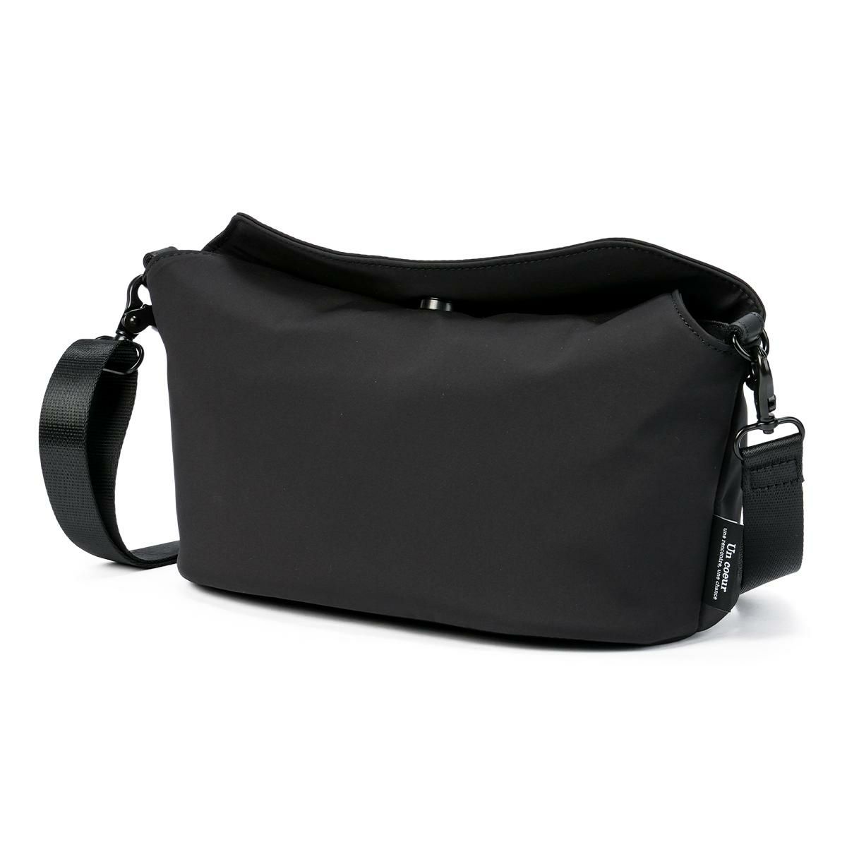 アンクール ハッチ ショルダーバッグ Un coeur hatch K904152