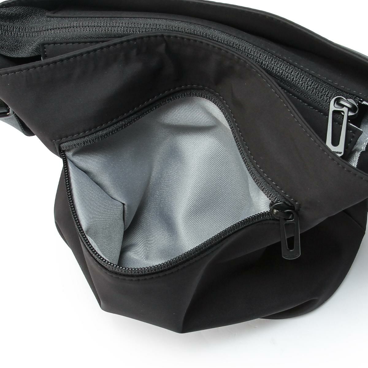 アンクール ハッチ ショルダーバッグ Un coeur hatch K904153