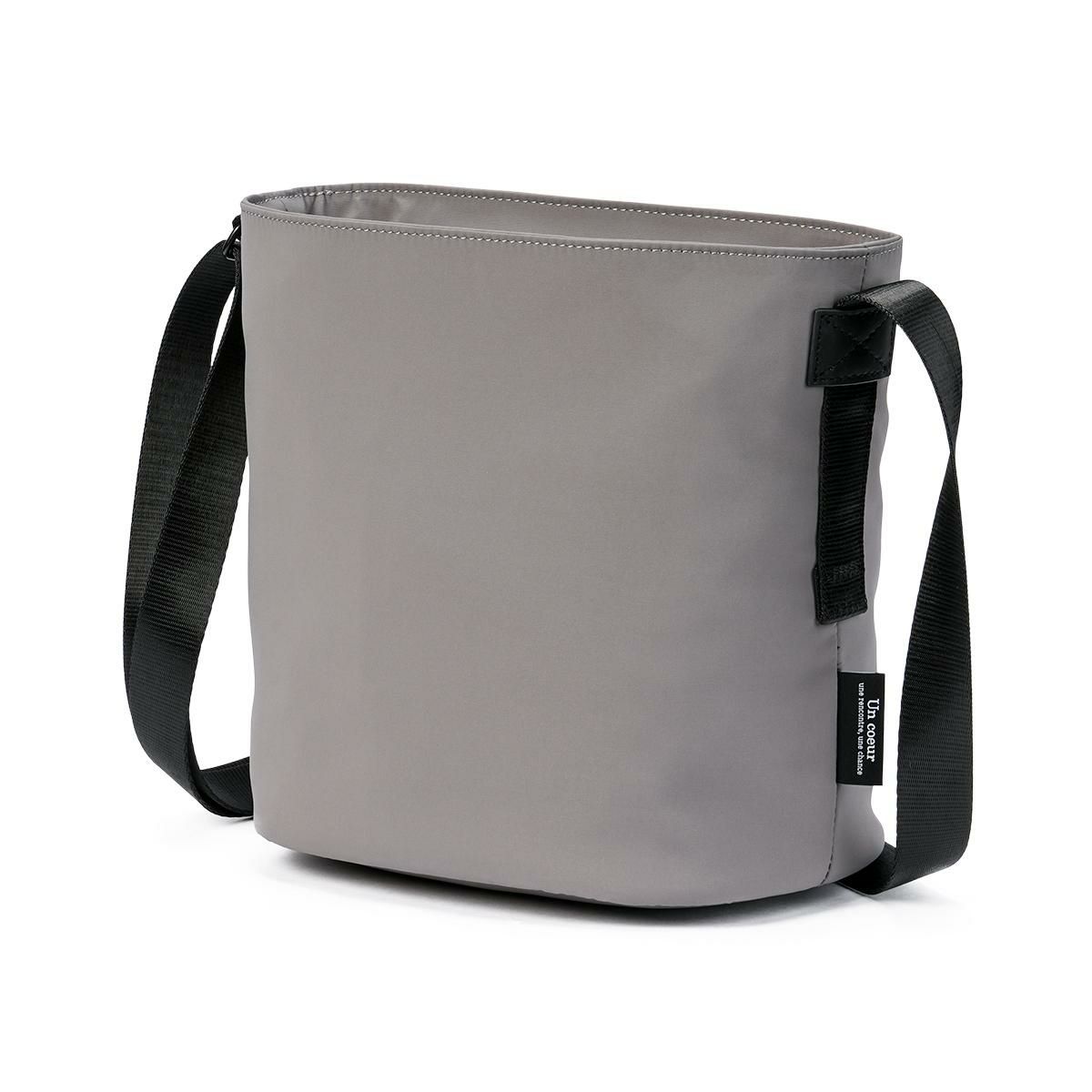 アンクール ハッチ ショルダーバッグ Un coeur hatch K904153