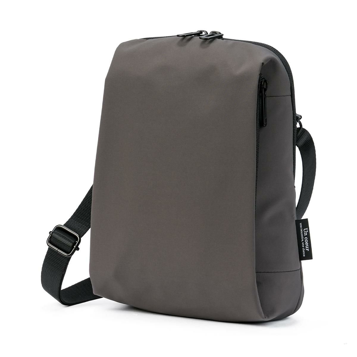 アンクール ハッチ ショルダーバッグ Un coeur hatch K904154