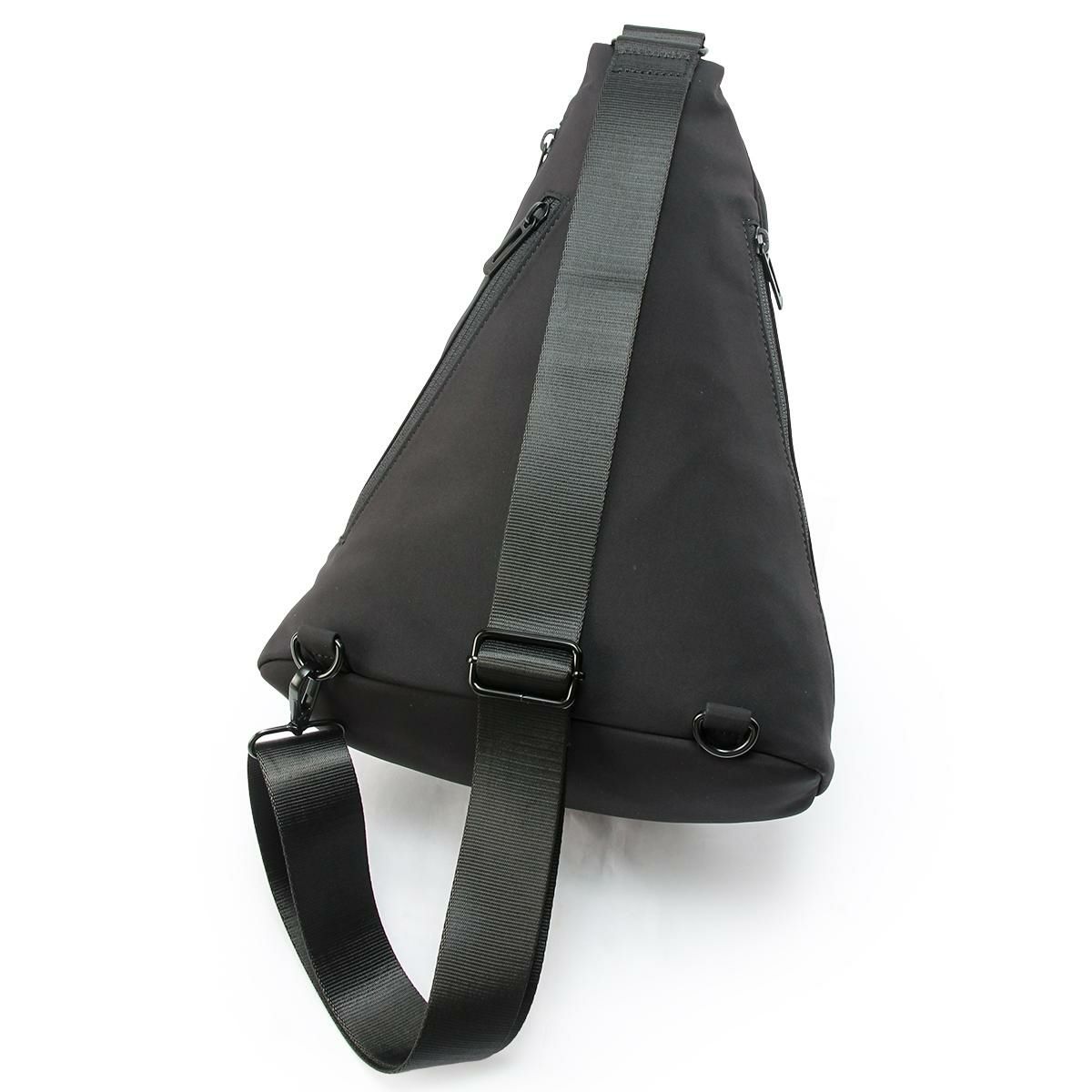 アンクール ハッチ ショルダーバッグ Un coeur hatch K904156