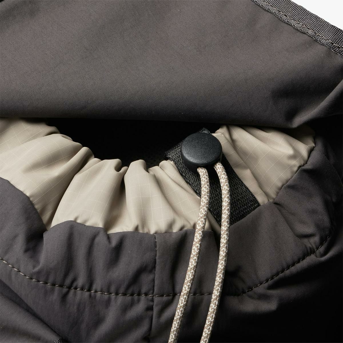 ベルロイ シンチ リュック Bellroy Cinch bhra