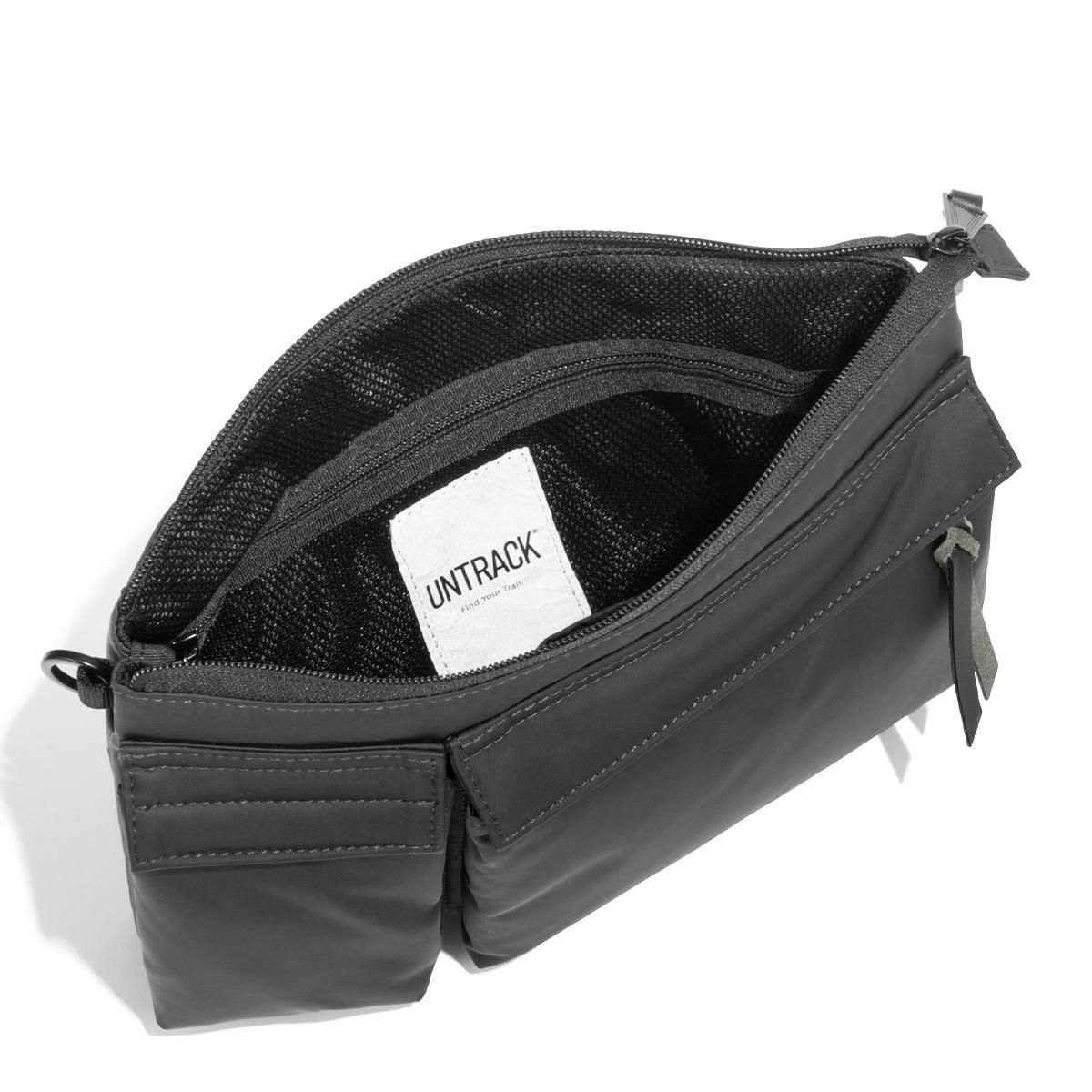 アントラック ショルダーバッグ UNTRACK 60212-01
