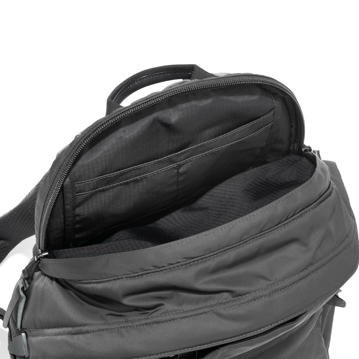 アントラック リュック UNTRACK 60214-01