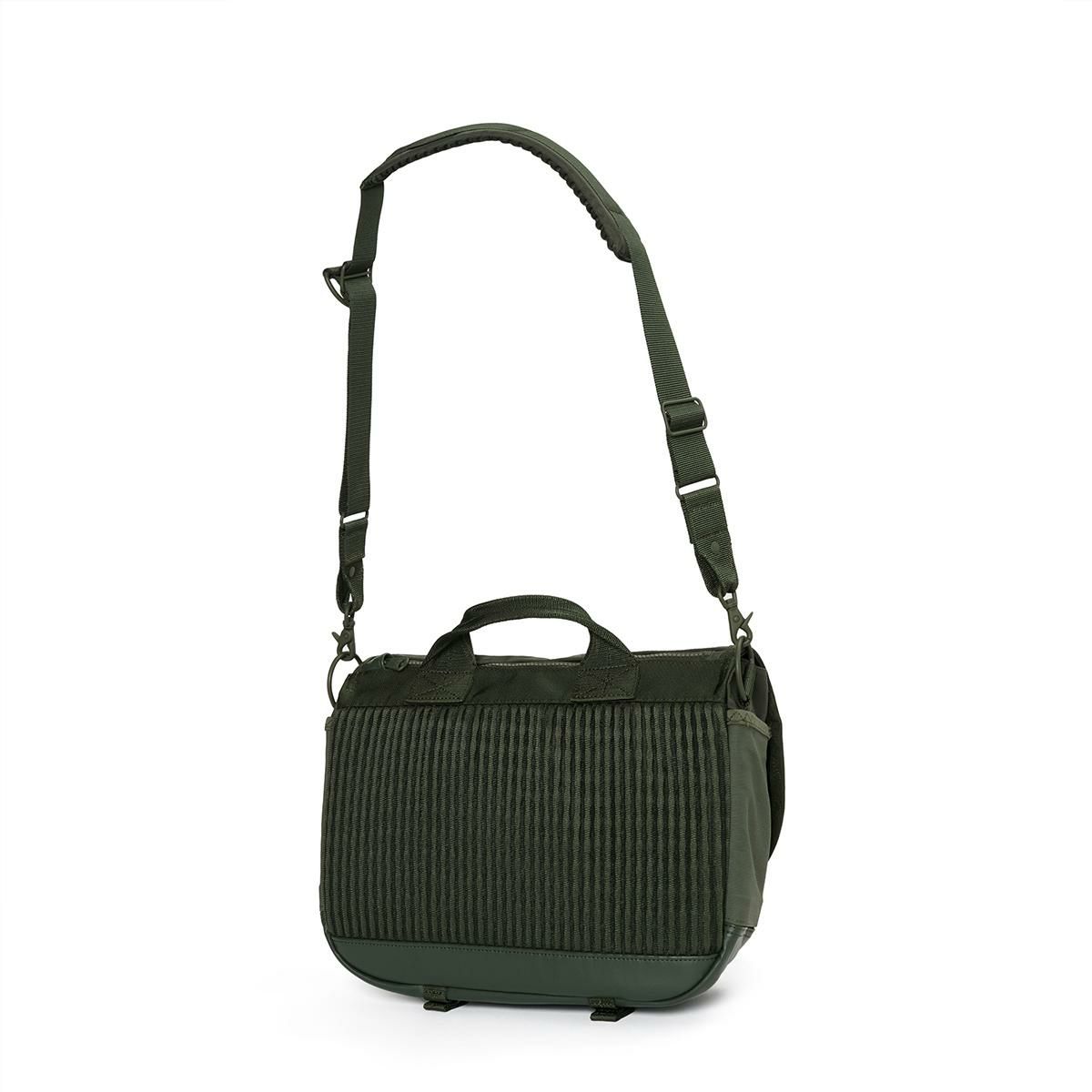 ポーター モノクローム メッセンジャーバッグ(S) 755-19847 PORTER